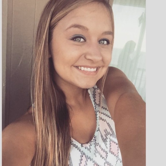 Profile Picture of Kris Bradley (@krishna93) on Poshmark