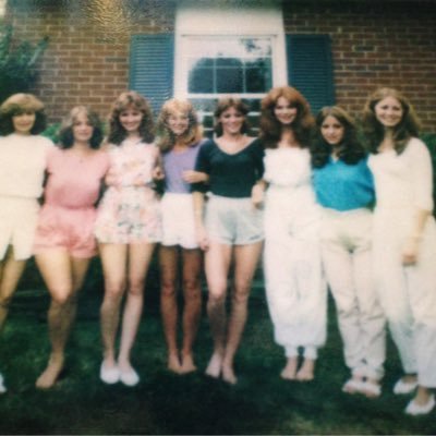 Profile Picture of Pam Howard Moreland (@moreland_pam) on Twitter