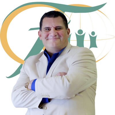 Profile Picture of Javier Figueroa (@pastorjavier) on Twitter