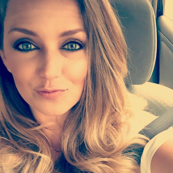 Profile Picture of Marissa Lipsmeyer (@riss84) on Poshmark