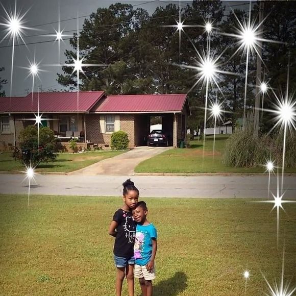 Profile Picture of Ruby Keaton (@rubykeaton8258) on Poshmark