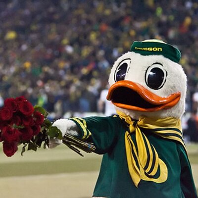 Profile Picture of Mike Mallard (@DuckThroat) on Twitter