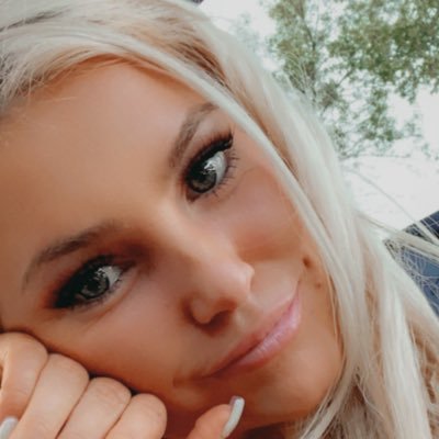 Profile Picture of Kendra Sophia 🌹 (@Kendra_Wagner8) on Twitter