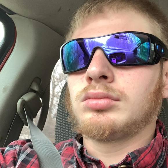 Profile Picture of Michael Cabal (@michaelcabal) on Poshmark