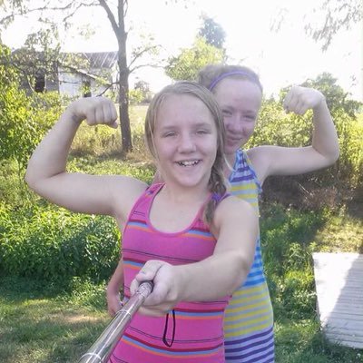 Profile Picture of Sharon Yoder (@basketballque03) on Twitter