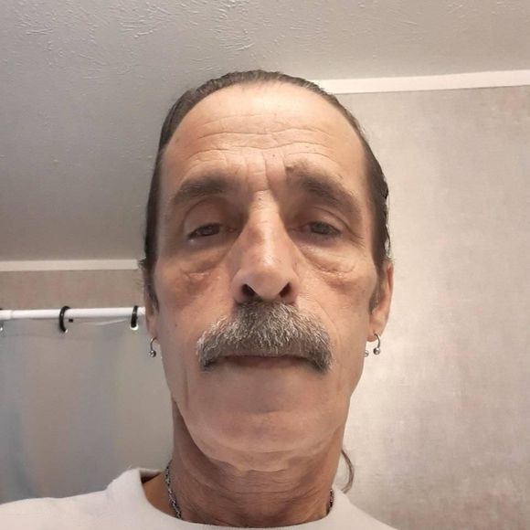 Profile Picture of Keith Connors (@keithconnors61) on Poshmark