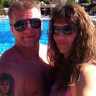Profile Picture of John Warriner (@johnnywarrin) on Twitter