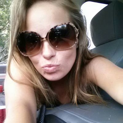 Profile Picture of Crystal Riley (@crystalriley201) on Twitter