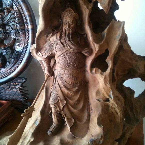 Profile Picture of Quang Pham (@quangpham010176) on Poshmark