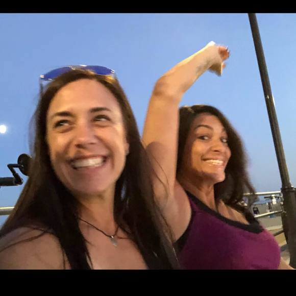 Profile Picture of Jennifer Orecchio (@jorecchio) on Poshmark