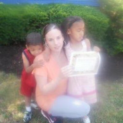 Profile Picture of Michelle Byron (@busto4) on Twitter
