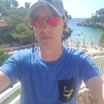 Profile Picture of Dave Kirk (@daveedkirk) on Twitter