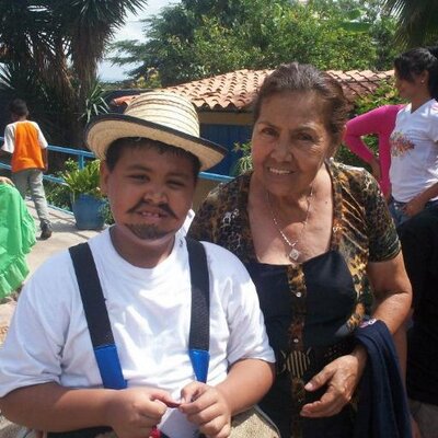 Profile Picture of Carlota Suarez (@carlotasuarez17) on Twitter