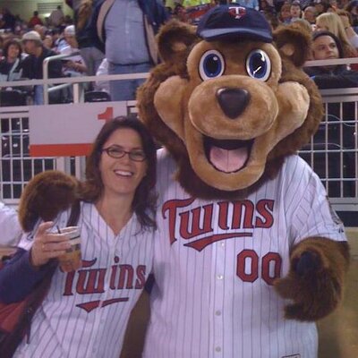 Profile Picture of Johnell Hargis Kolve (@jhkolve) on Twitter