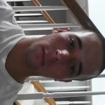 Profile Picture of Travis Dyer (@tdyer1990) on Twitter