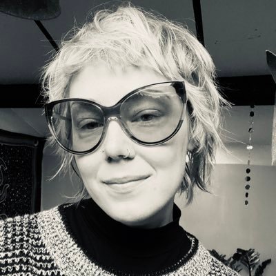 Profile Picture of Jennifer K Ames (@JenLDN) on Twitter