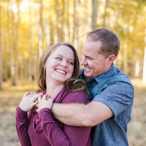 Profile Picture of Lynette Bunzell (@lynettebunzell) on Poshmark