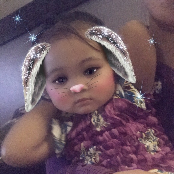 Profile Picture of Gemmabelle Manalo (@kmg26mnlo) on Poshmark