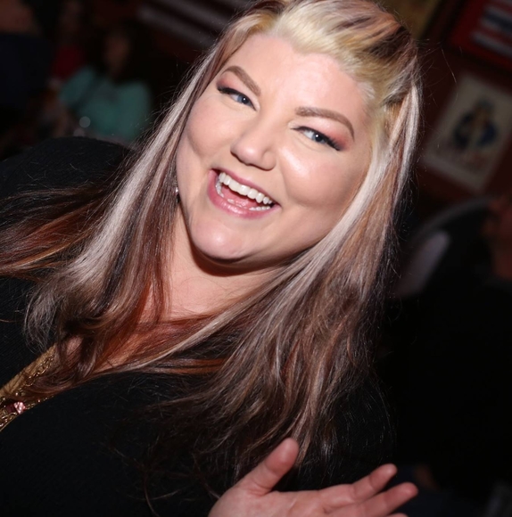 Profile Picture of Terrie Dansevicus (@tdansevicus) on Poshmark