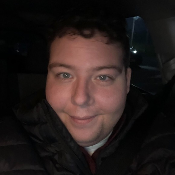 Profile Picture of Drew Hayes (@drewhayes361) on Poshmark