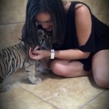 Profile Picture of Giselle Martinez (@GiselleMartz) on Twitter