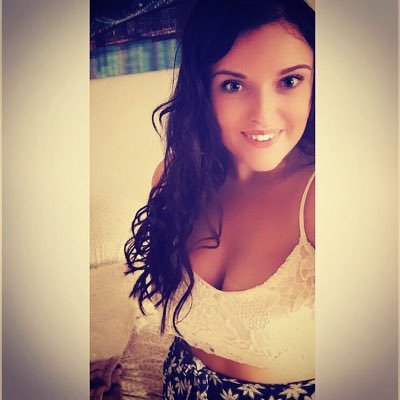 Profile Picture of Claudia Shaw (@BidwellClaudia) on Twitter