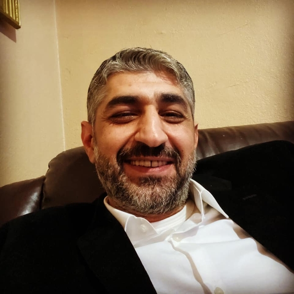 Profile Picture of Gegham Petrosyan (@gaggorpetrosyan) on Poshmark