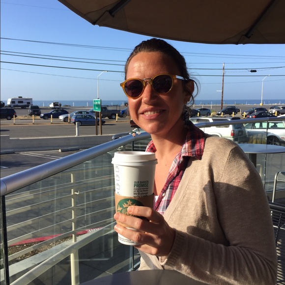 Profile Picture of Brunelle Laetitia (@misslate) on Poshmark