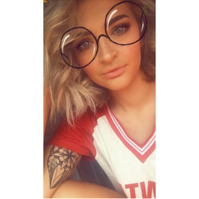 Profile Picture of Cooper (@CourtneyJoCoops) on Twitter