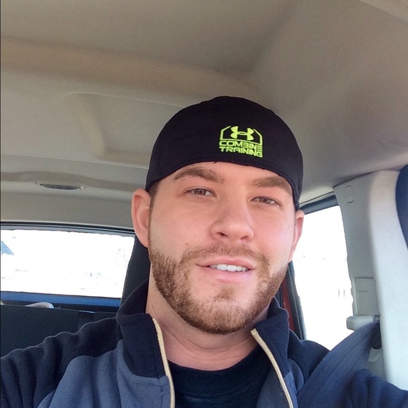 Profile Picture of Nick Jordan (@njordan09) on Poshmark