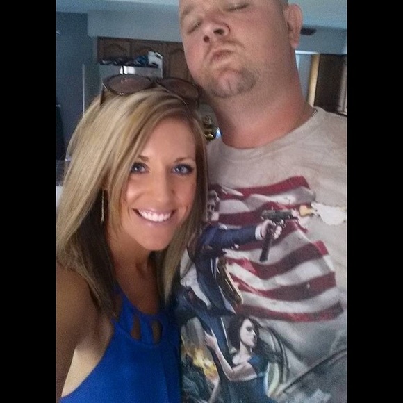 Profile Picture of Holly Frese (@hfrese) on Poshmark