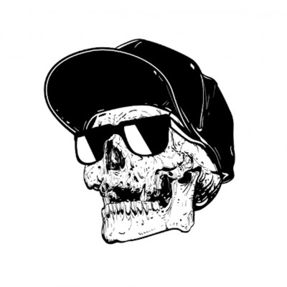 Profile Picture of Franklin cain Gomez amaya (@cain715) on Poshmark