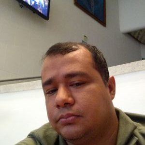 Profile Picture of Alexander Hoyos Pere (@alex820617) on Twitter