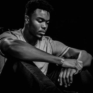 Profile Picture of Andrew Holness (@andrew.holness.90) on Facebook