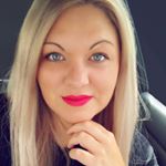 Profile Picture of Terri Stack (@terri_thatrealestategirl) on Instagram