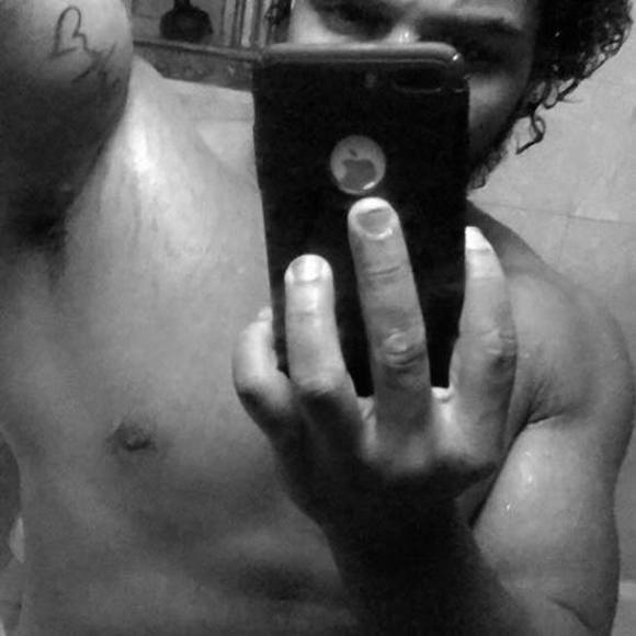 Profile Picture of Carlos jose Rodriguez mella (@carlosjr99) on Poshmark