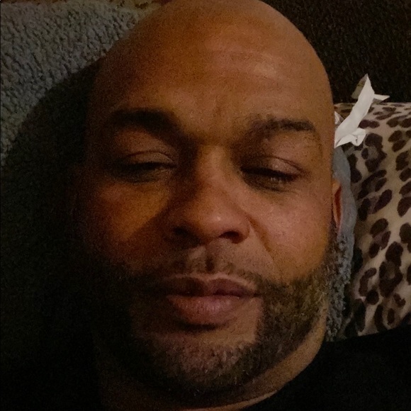 Profile Picture of Alfonse Ellington (@fonzz1980) on Poshmark
