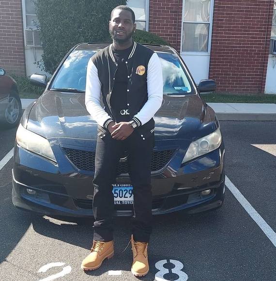 Profile Picture of Tyrone Patterson (@typatterson825) on Poshmark
