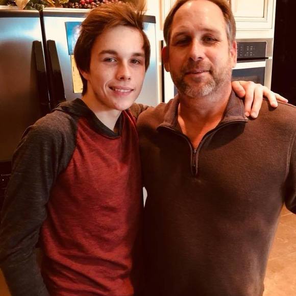 Profile Picture of Cade Craig (@cadecraig) on Poshmark