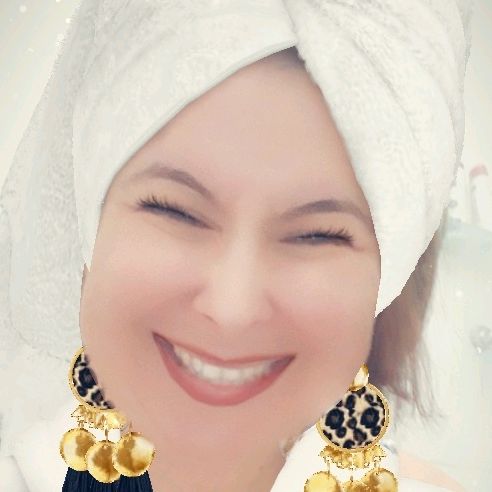 Profile Picture of user2767463349565 (@@karenbem) on Tiktok