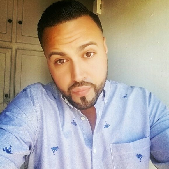 Profile Picture of Abraham Montes (@abstiloss) on Poshmark