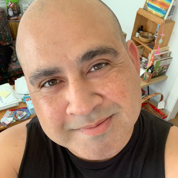 Profile Picture of Matthew Gracia (@mamubeebee) on Poshmark