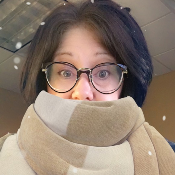 Profile Picture of Kim Dilloway (@kimdill2948) on Poshmark