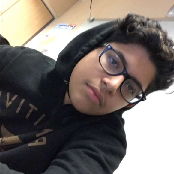 Profile Picture of Jose Iniguez (@jose_yg69) on Poshmark