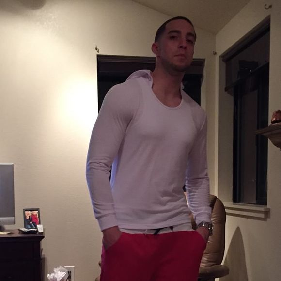 Profile Picture of Matt Flynn (@mattflynn394) on Poshmark