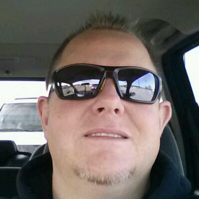 Profile Picture of Drew Pettit (@drewpettit71) on Twitter