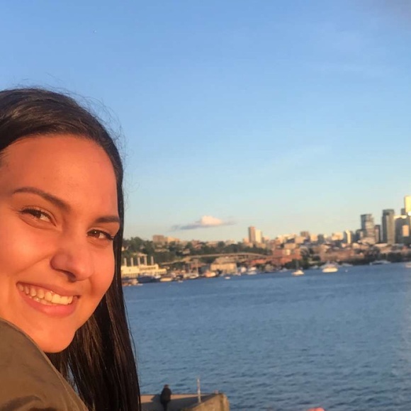 Profile Picture of Katrina Poljakov (@kpoljakov) on Poshmark