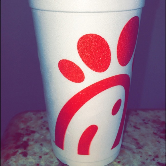 Profile Picture of Jeehae Hwang (@jeehaehwang) on Poshmark