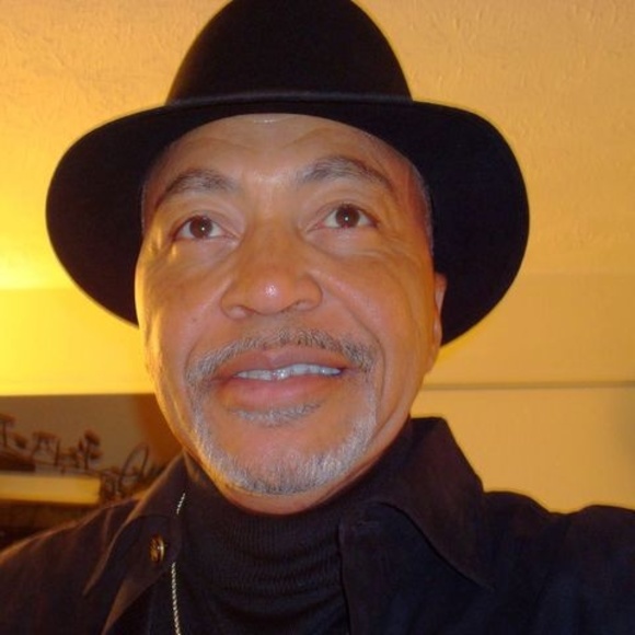 Profile Picture of James Barnes (@jamesjbmoon) on Poshmark