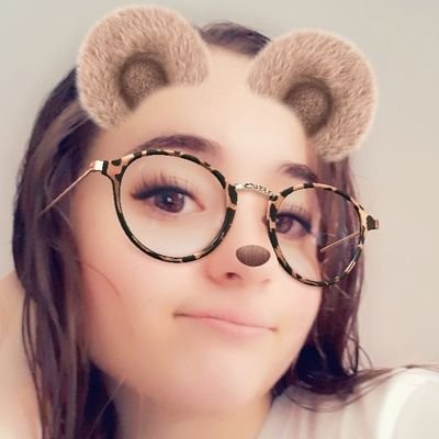 Profile Picture of Leonor Lopes (@_leonorlopes_) on Twitter